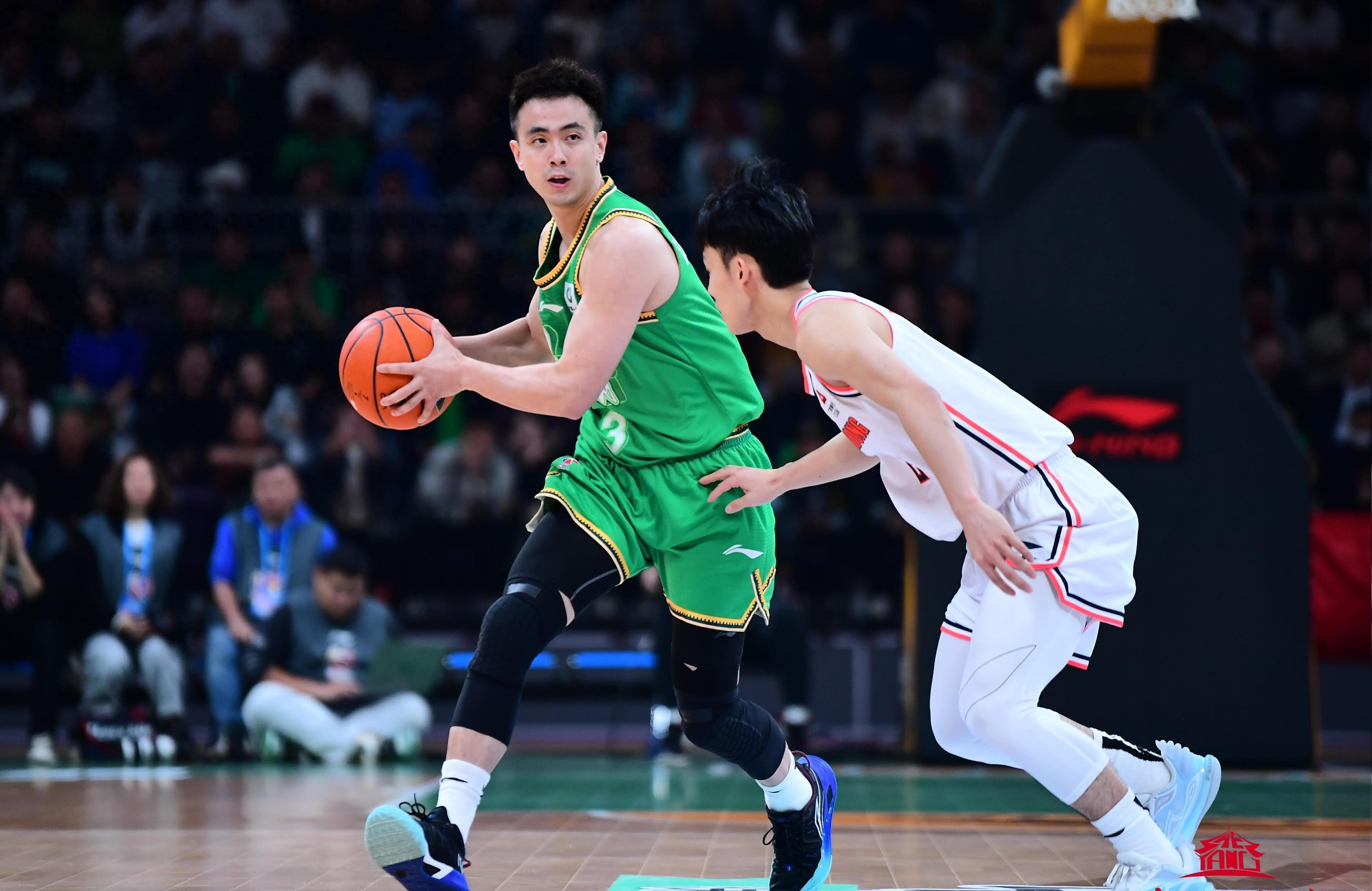 CBA辽粤大战来袭，杜锋PK杨鸣，徐杰带队复仇，赵继伟揭复出悬念