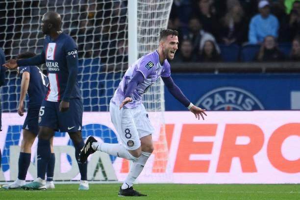 1675555078474013768.jpg 1246787589-612x612.jpg