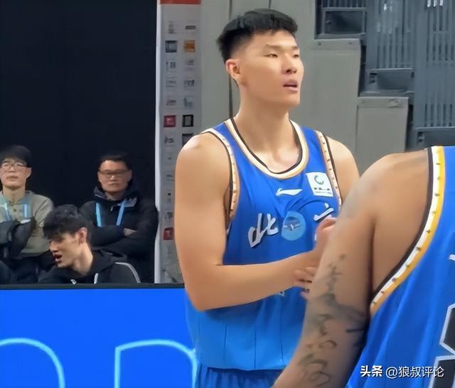 开云登录-范子铭：今天开赛前压力挺大 第四节拼抢篮板球更多是本能反应